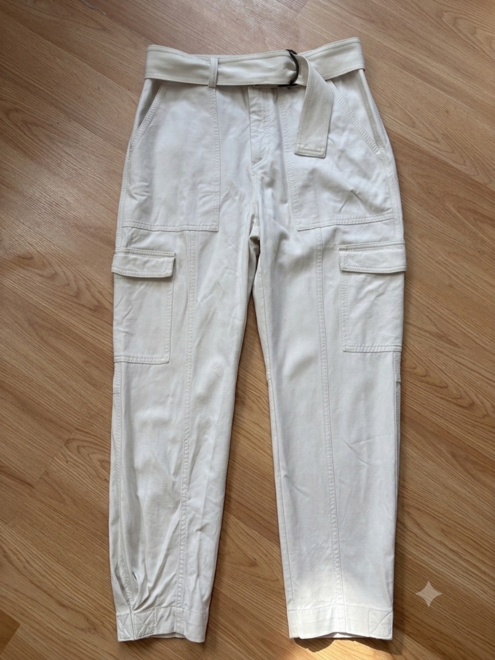 Banana Republic Beige Cargo Pants Quiet luxury sz6 Jordan New England summer